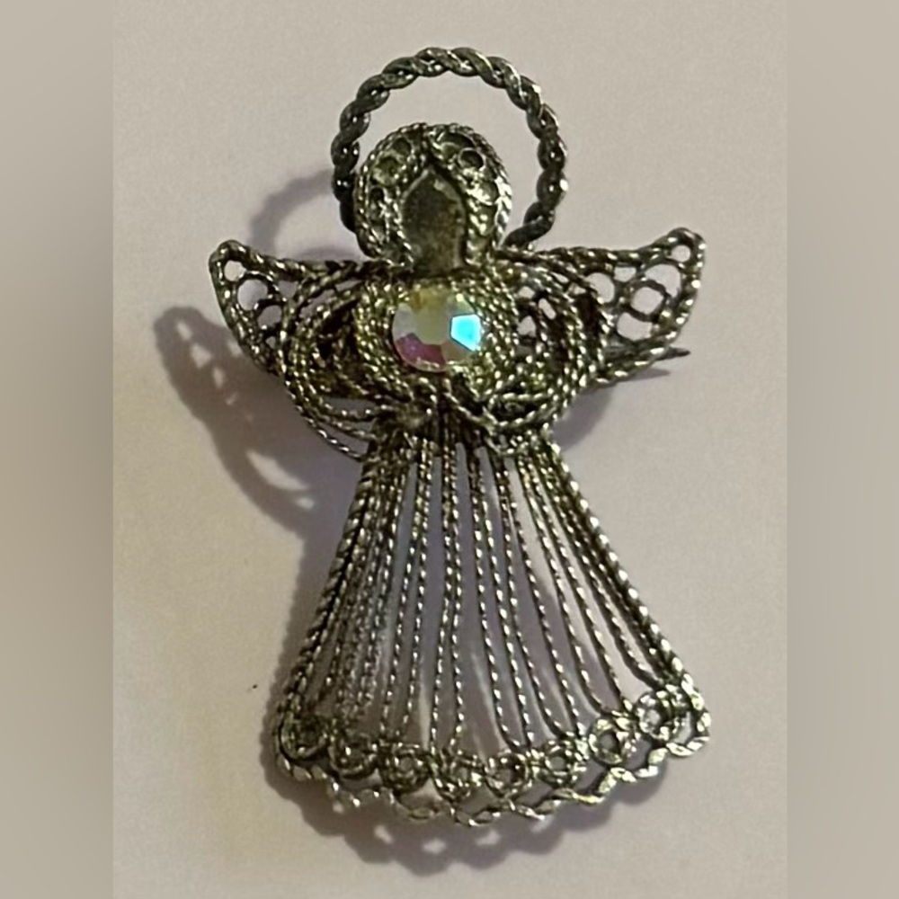 Vintage Silver Tone Filigree Wire Angel Brooch with Rhinestone.